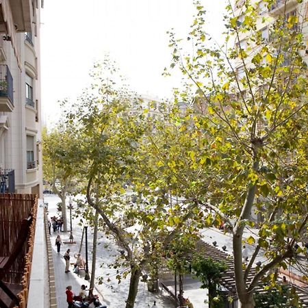 Avinguda Gaudi Apartment Barcelona Luaran gambar